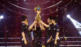 雷克沙杯秋季赛上海站：ECU率先晋级，3A装备助力电竞传奇！