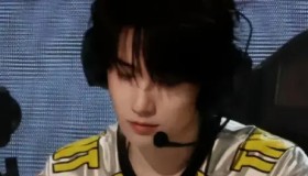 战至巅峰》直播翻车？电竞春晚引爆娱乐盛宴，电竞娱乐盛典获赞